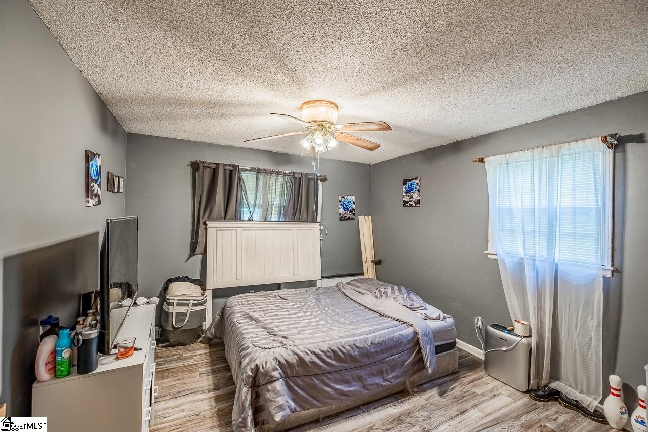 209 Burdette Street Spartanburg, SC 29307