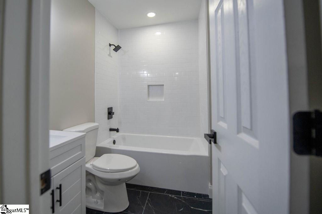 114 Saluda Street Spartanburg, SC 29301