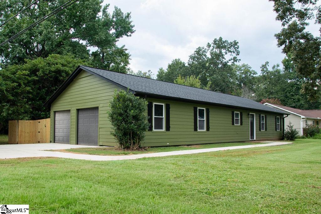 114 Saluda Street Spartanburg, SC 29301
