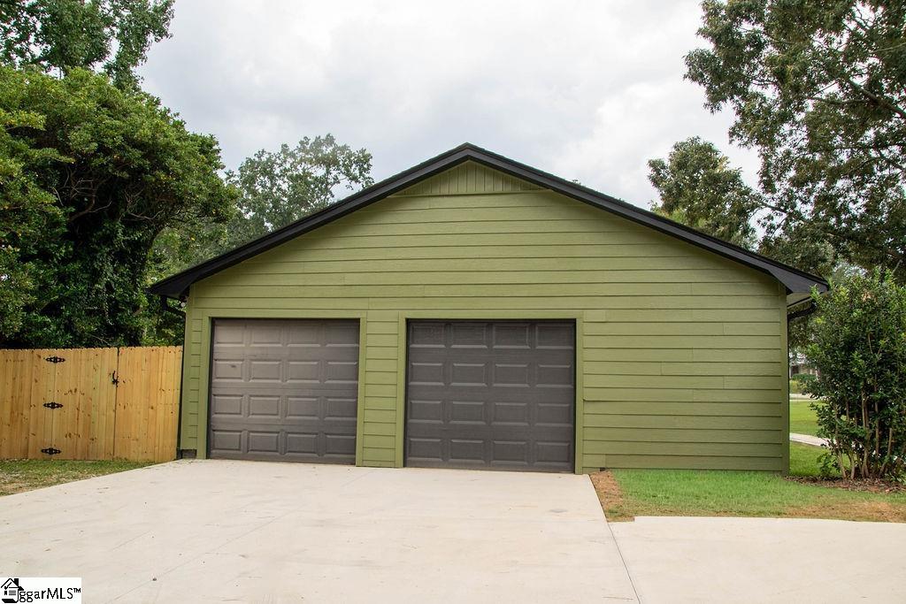 114 Saluda Street Spartanburg, SC 29301