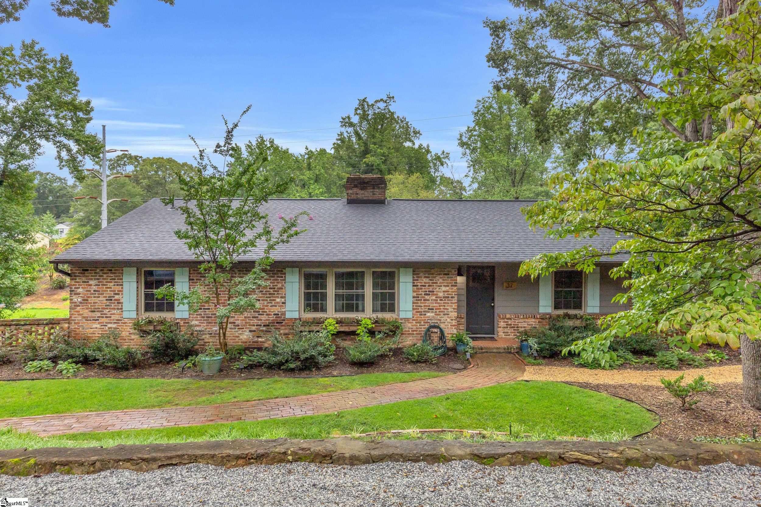 37 Arbutus Trail Greenville, SC 29607