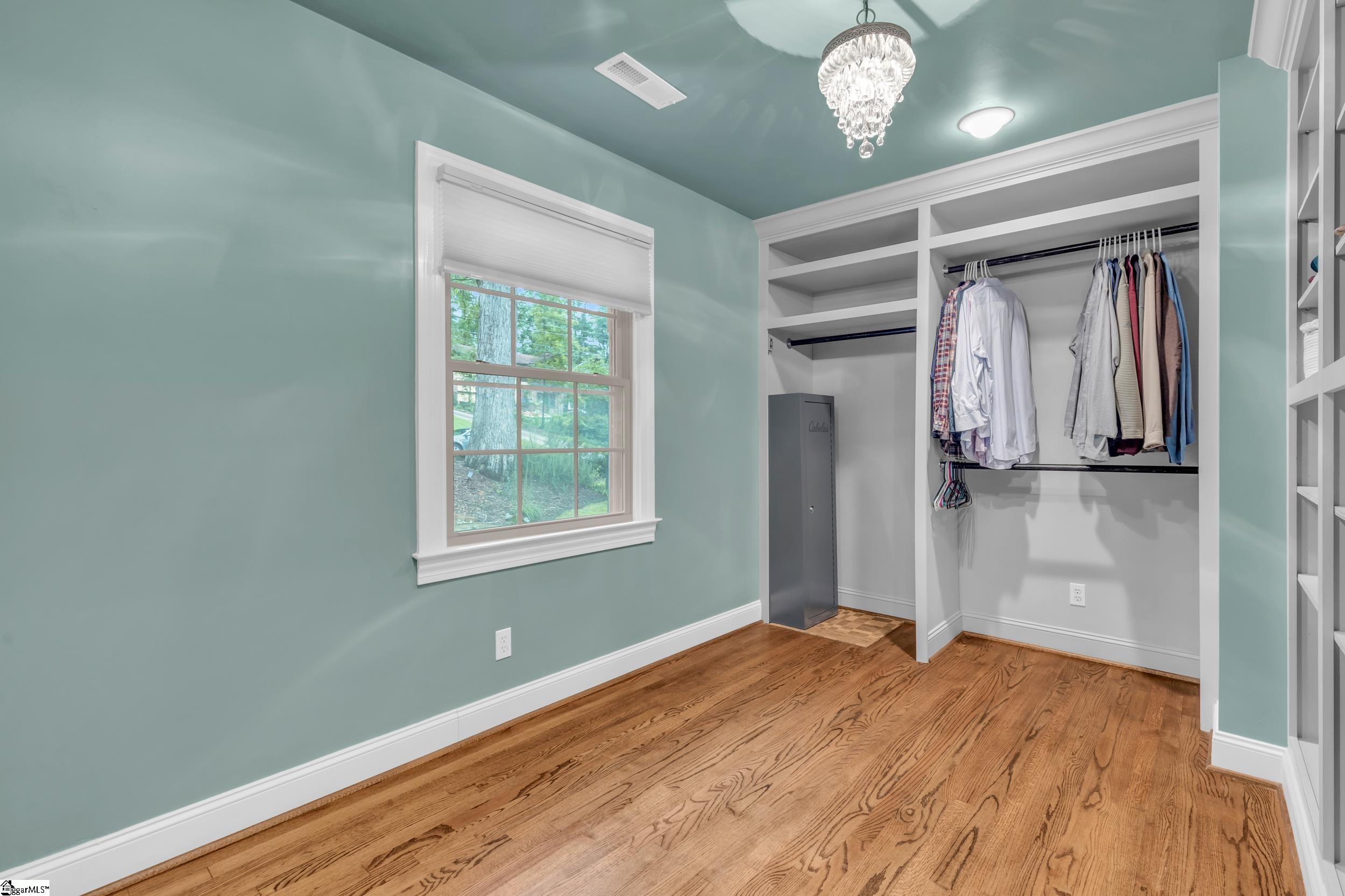 37 Arbutus Trail Greenville, SC 29607