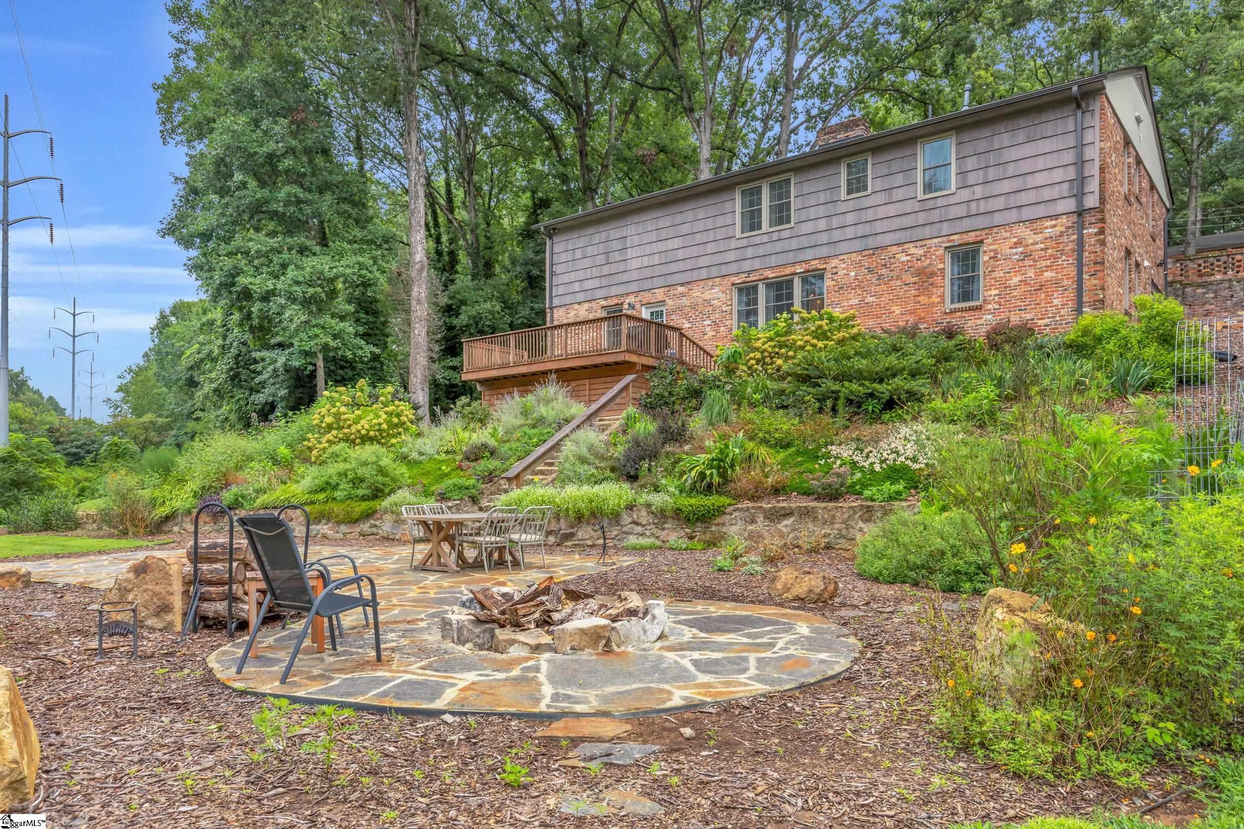 37 Arbutus Trail Greenville, SC 29607
