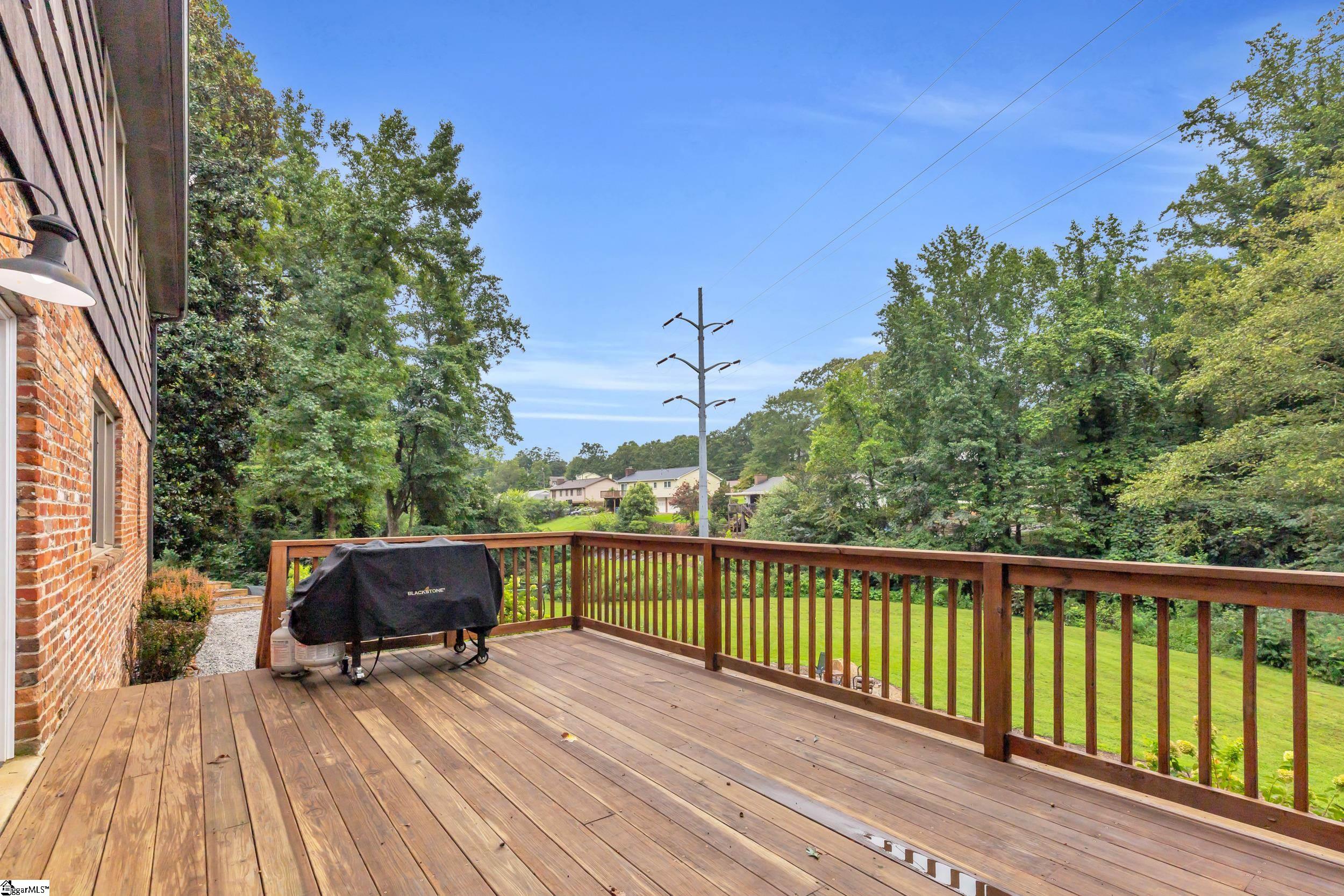 37 Arbutus Trail Greenville, SC 29607