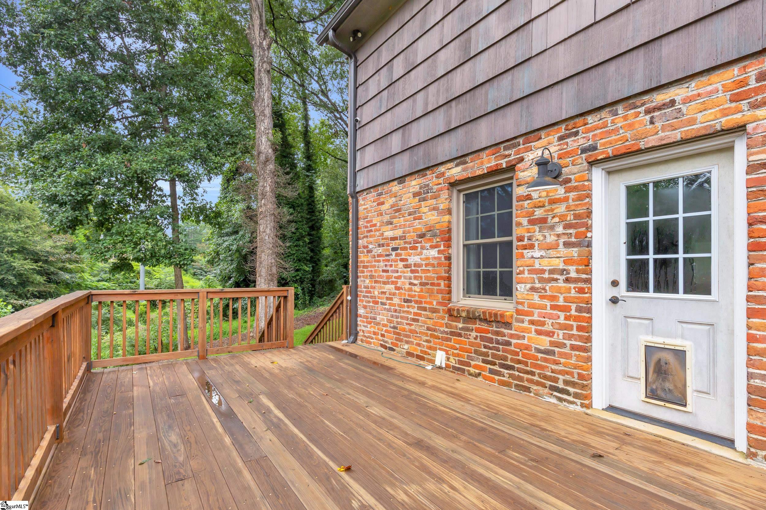 37 Arbutus Trail Greenville, SC 29607