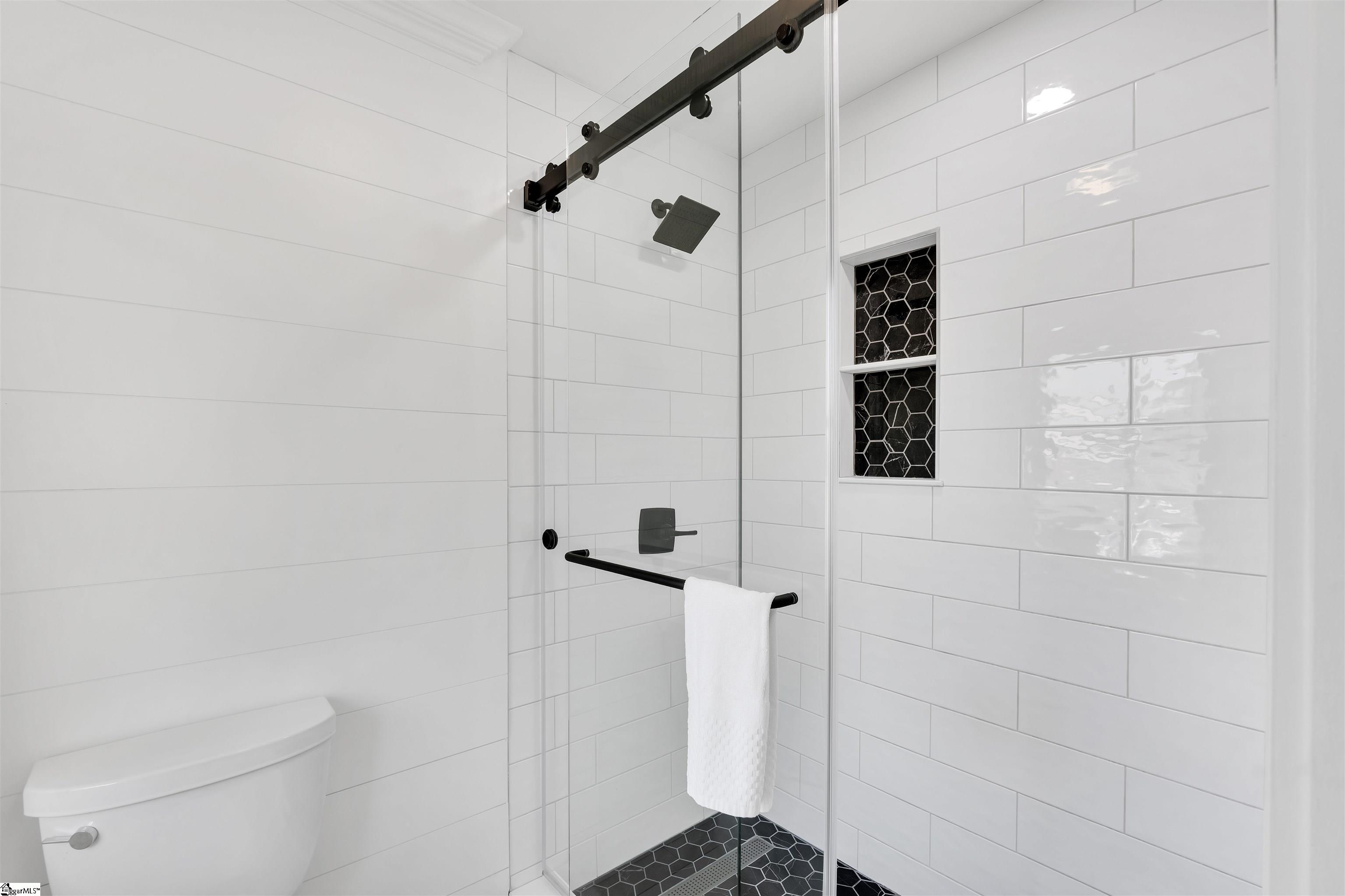 380 Forrester Drive Greenville, SC 29607