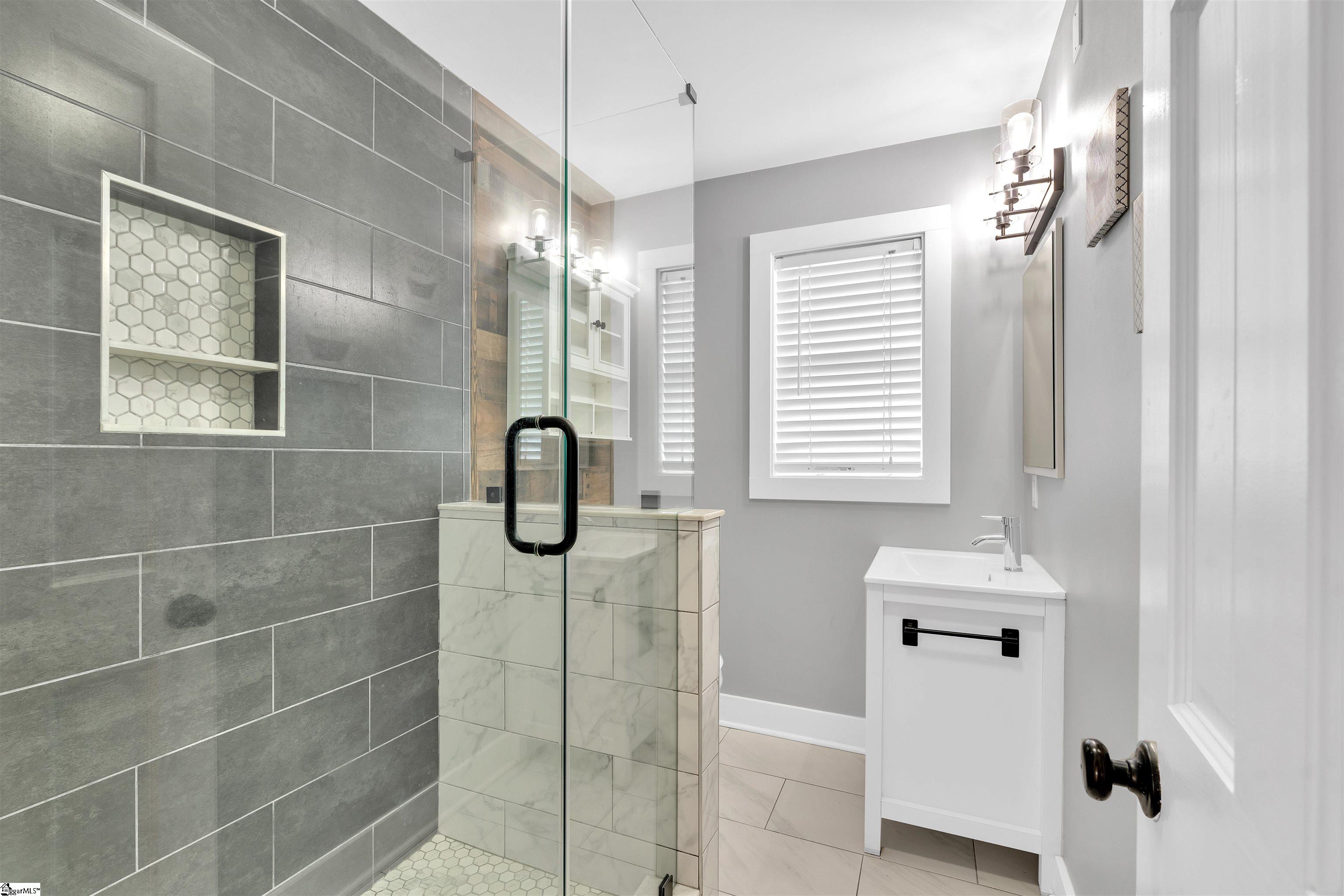 380 Forrester Drive Greenville, SC 29607