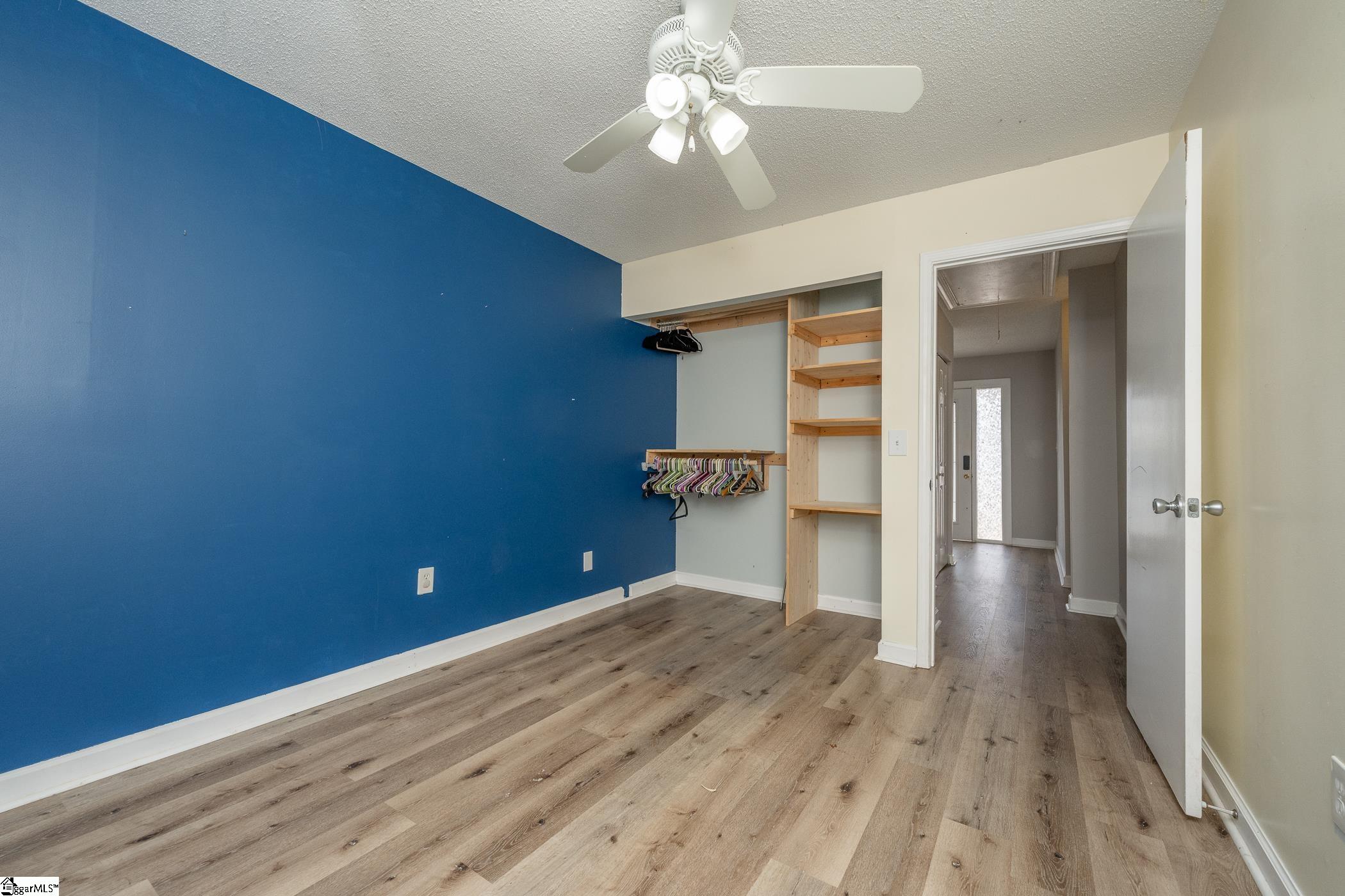 109 Royal Court Greenville, SC 29611