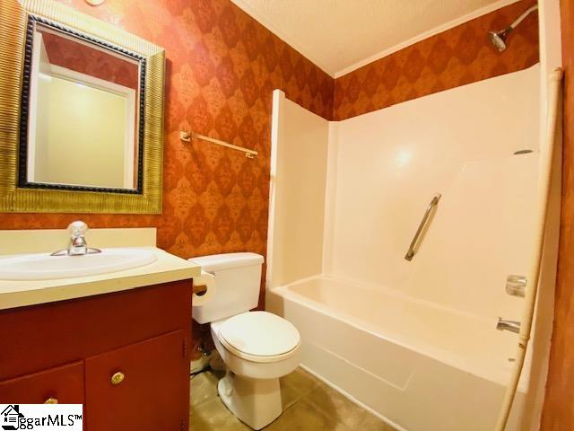 1005 Summit Drive Greenville, SC 29609