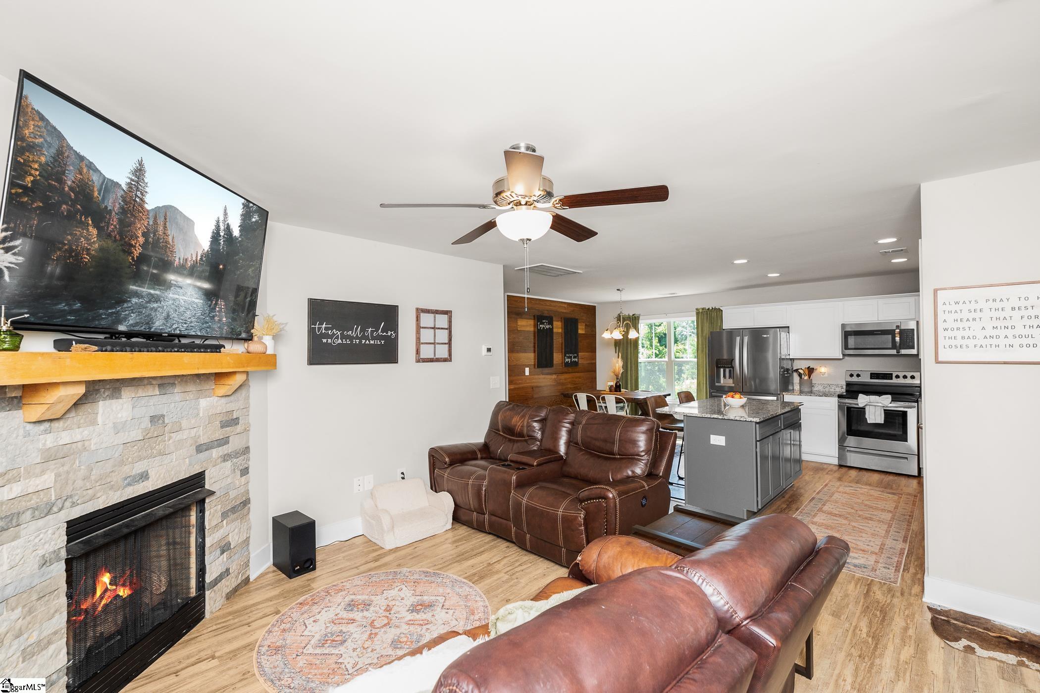 1458 Red Barn Road Liberty, SC 29657-9604