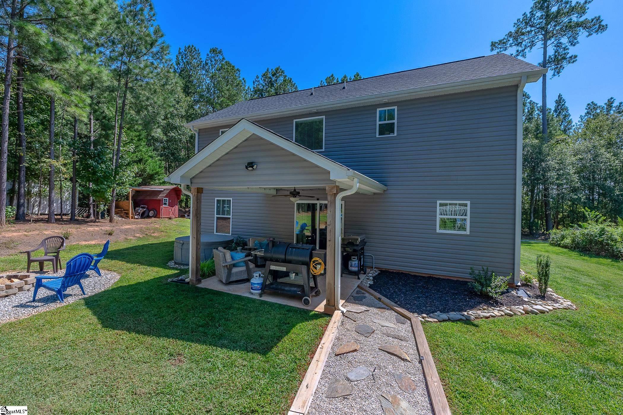1458 Red Barn Road Liberty, SC 29657-9604