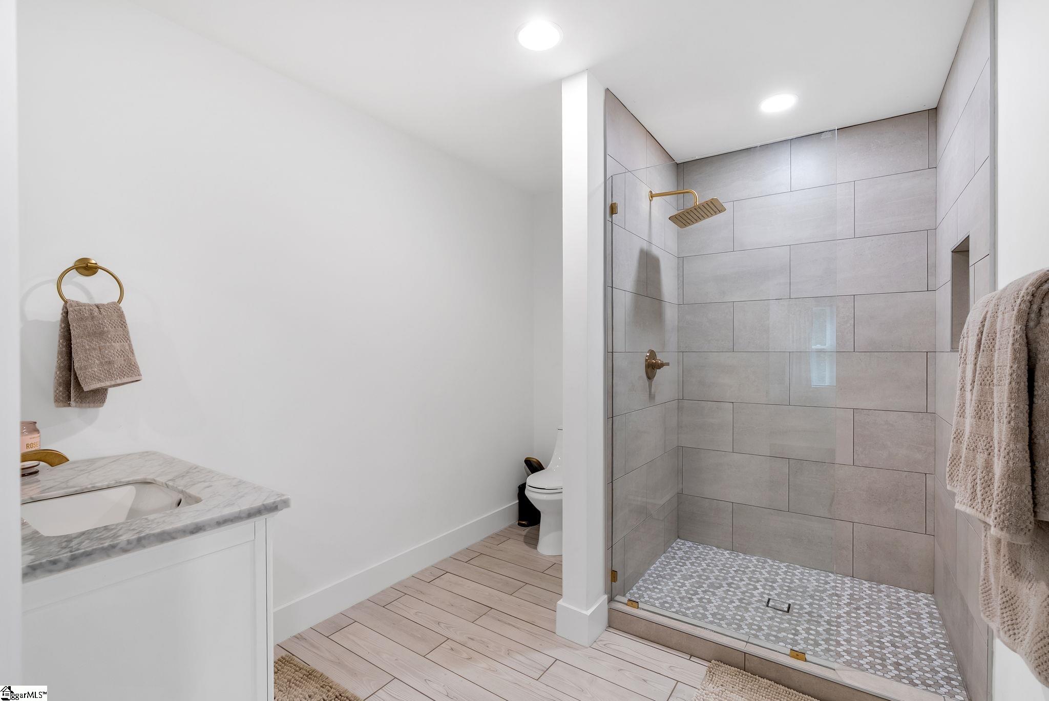 252 Dogwood Drive Westminster, SC 29693