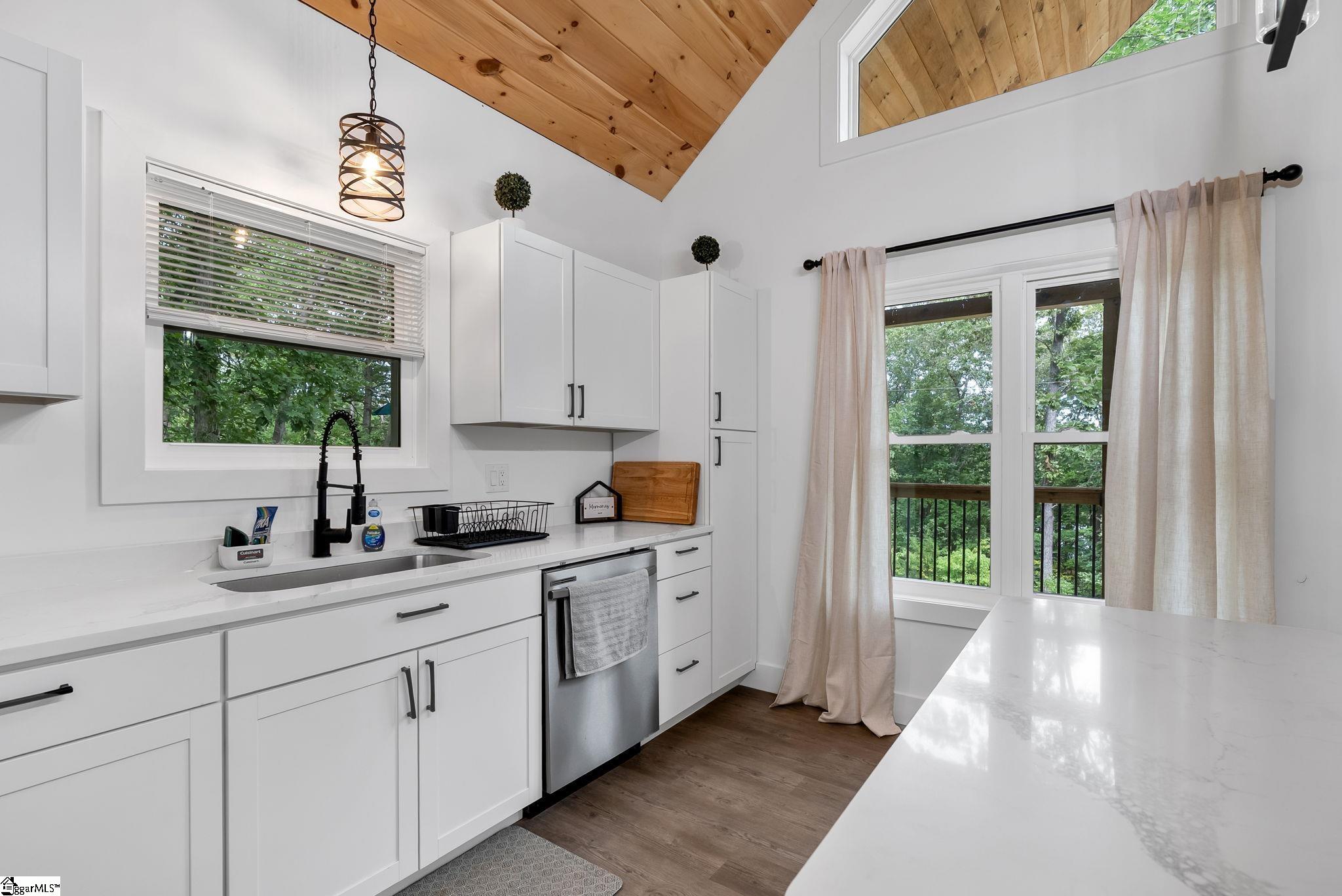252 Dogwood Drive Westminster, SC 29693