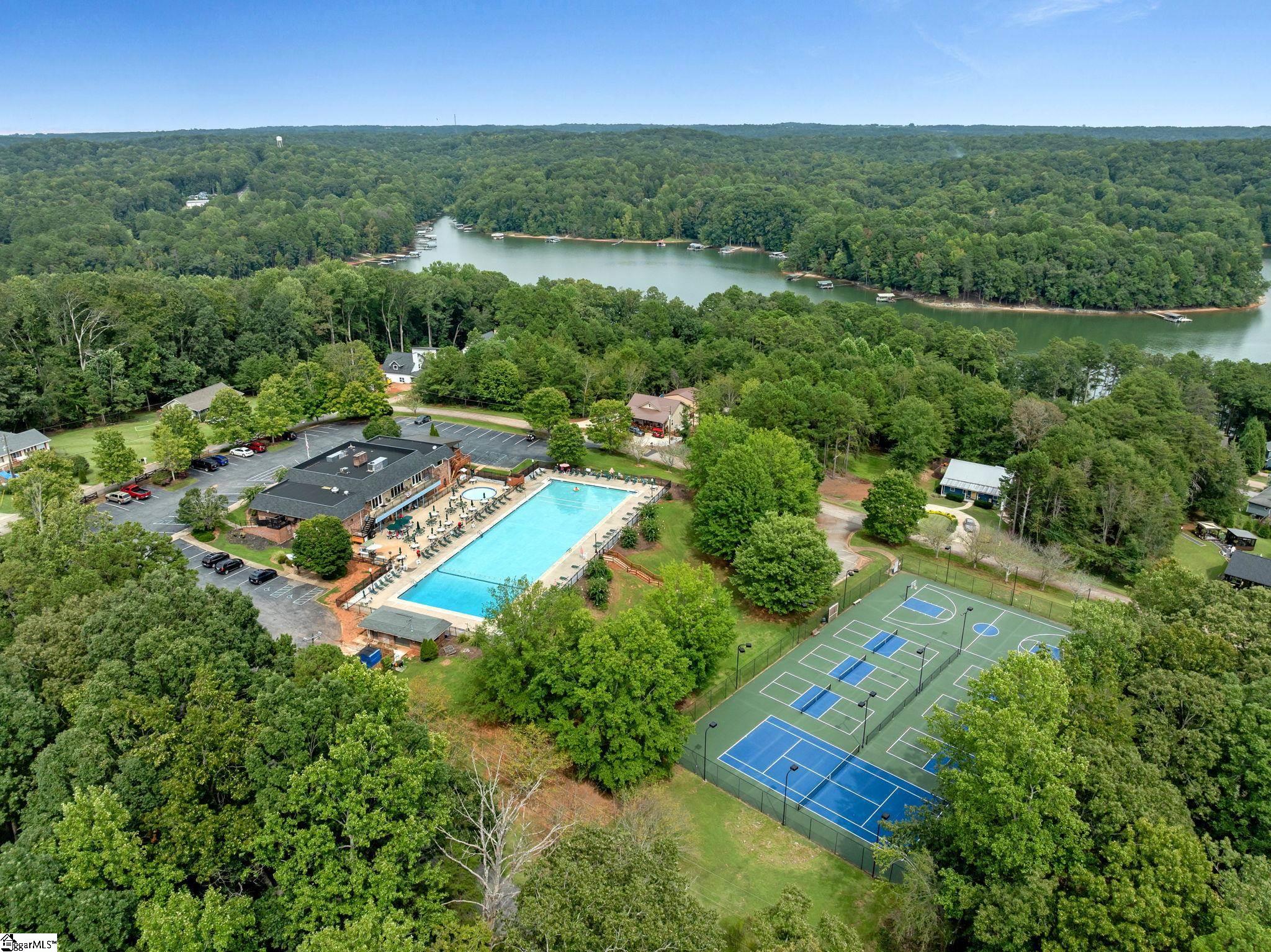 252 Dogwood Drive Westminster, SC 29693