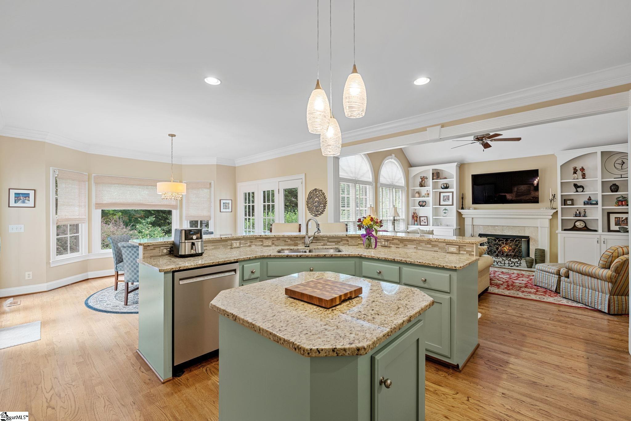 4 Dray Court Taylors, SC 29687