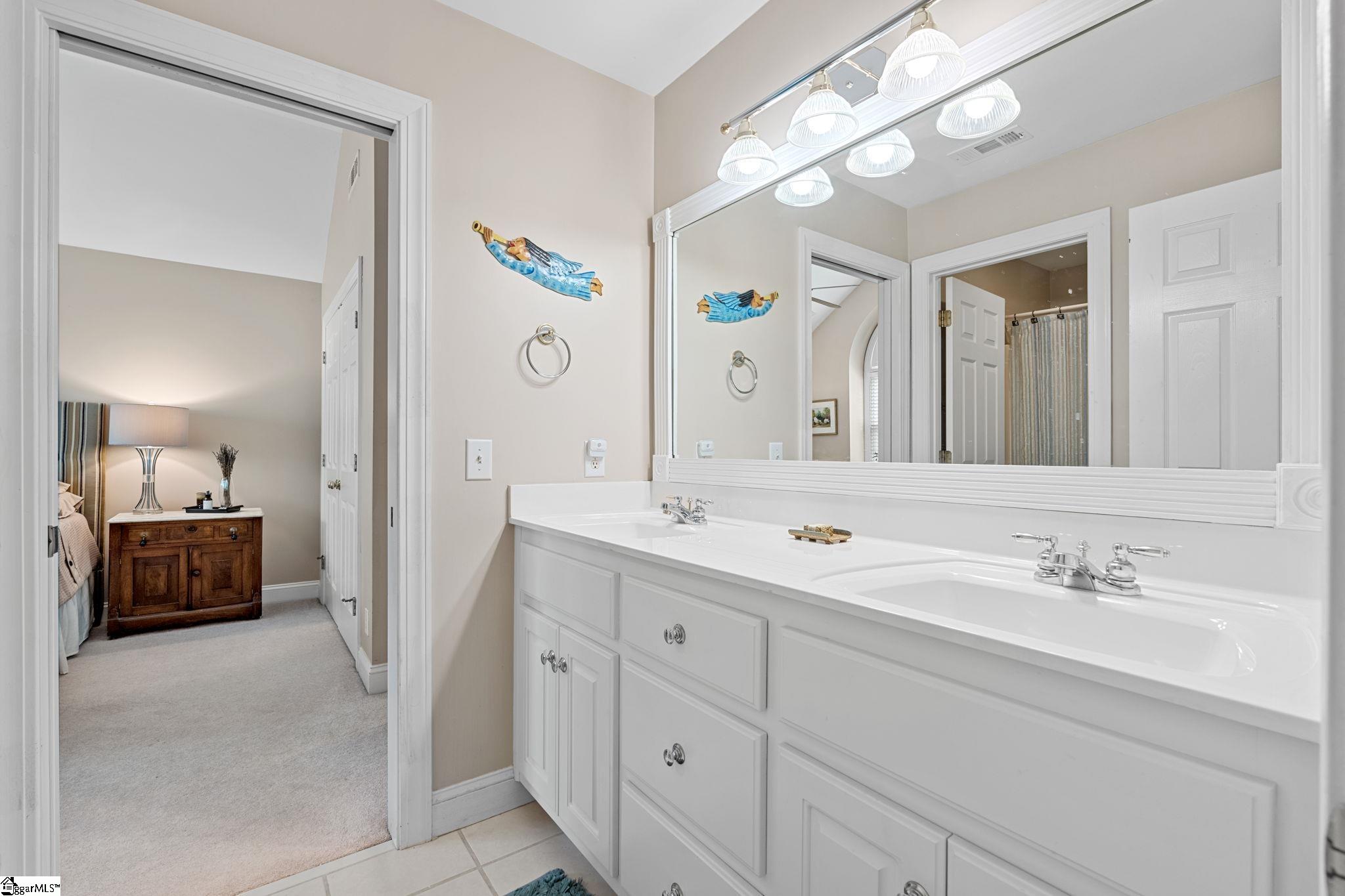 4 Dray Court Taylors, SC 29687