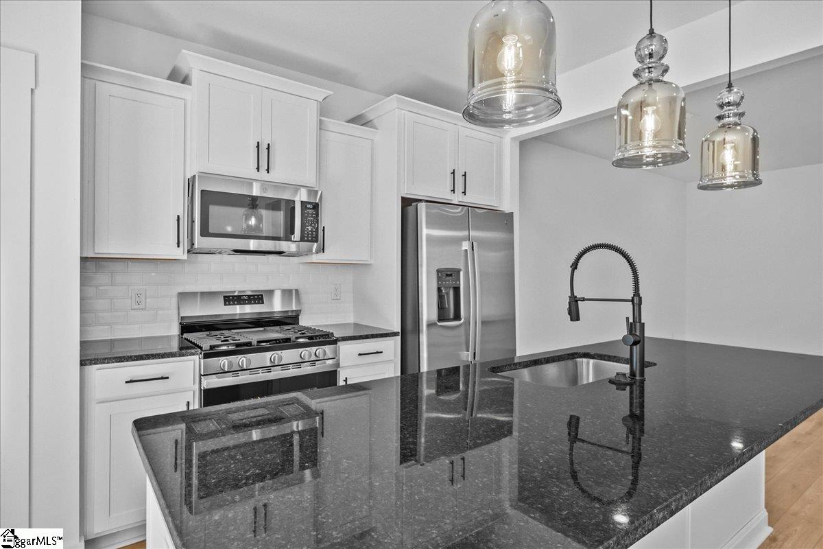 520 Harebell Way Greenville, SC 29617
