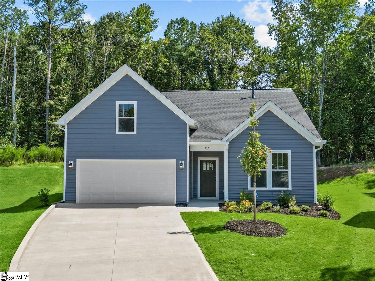737 Old Magnolia Lane Woodruff, SC 29388