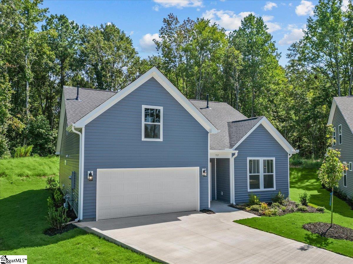 737 Old Magnolia Lane Woodruff, SC 29388