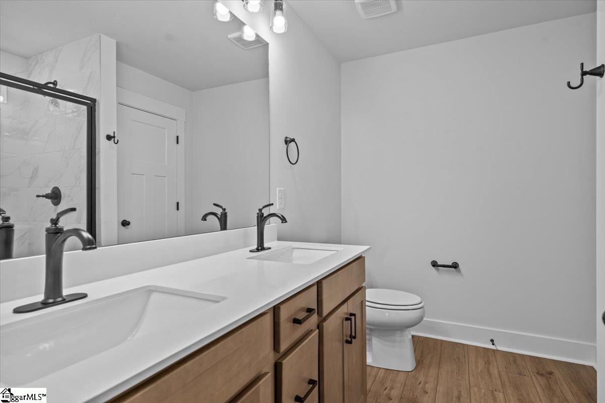 737 Old Magnolia Lane Woodruff, SC 29388