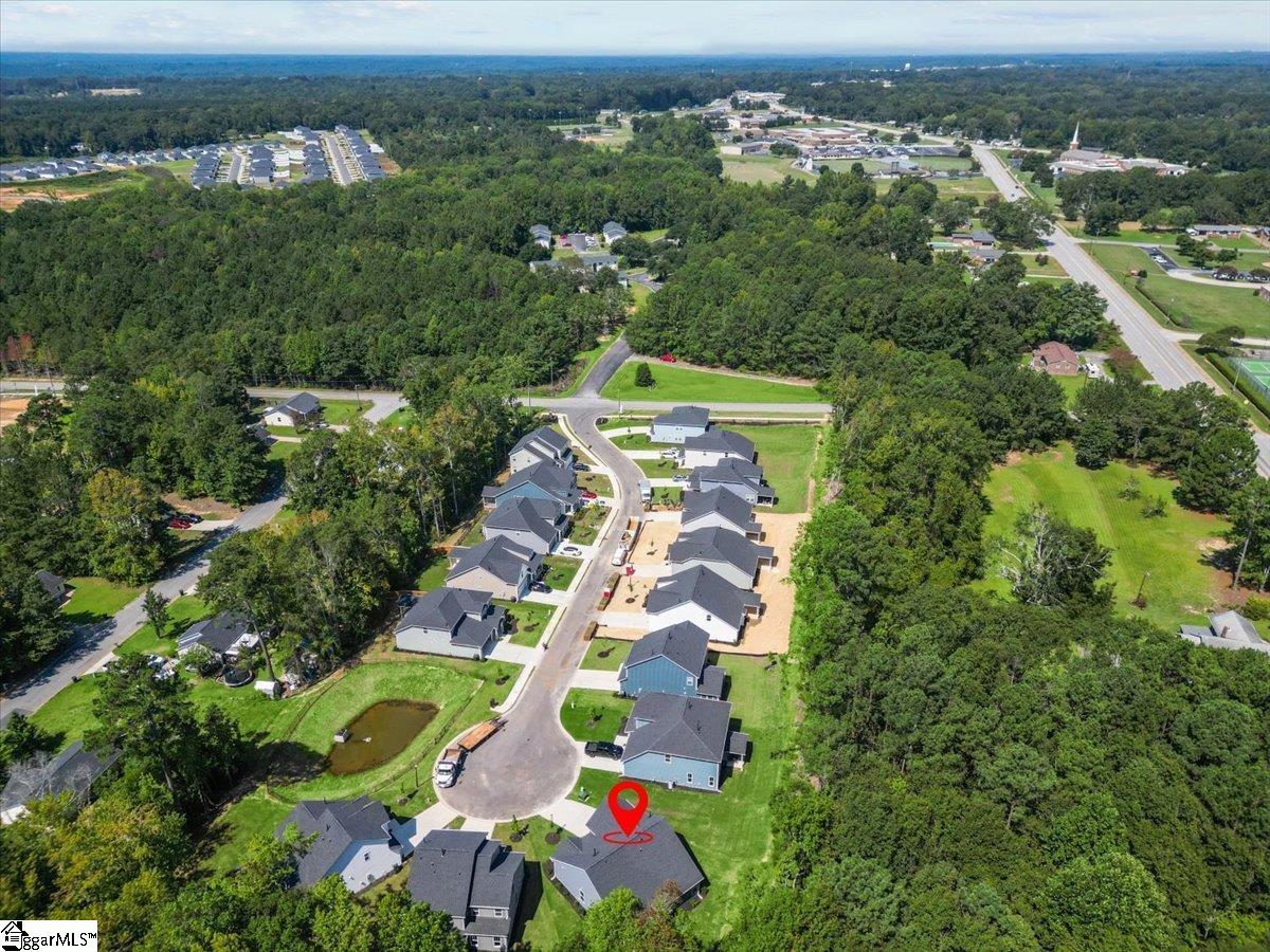 737 Old Magnolia Lane Woodruff, SC 29388