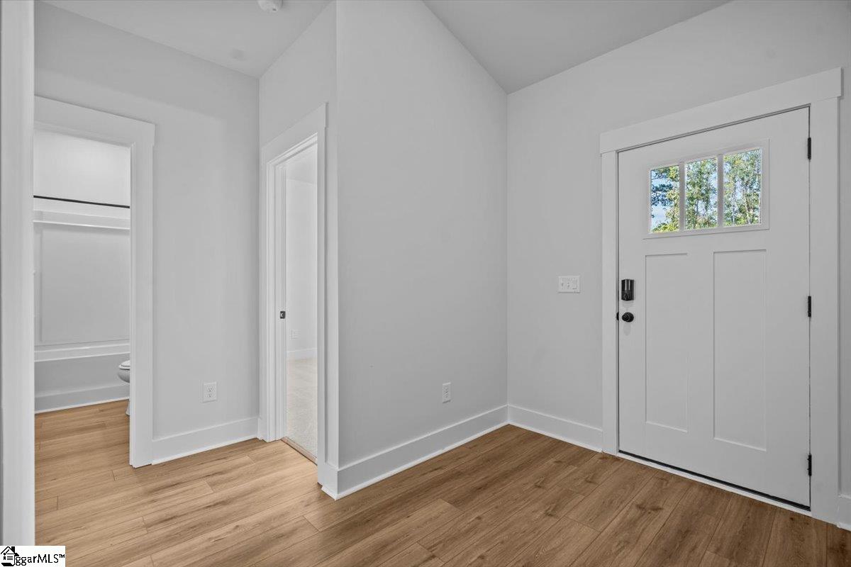 737 Old Magnolia Lane Woodruff, SC 29388