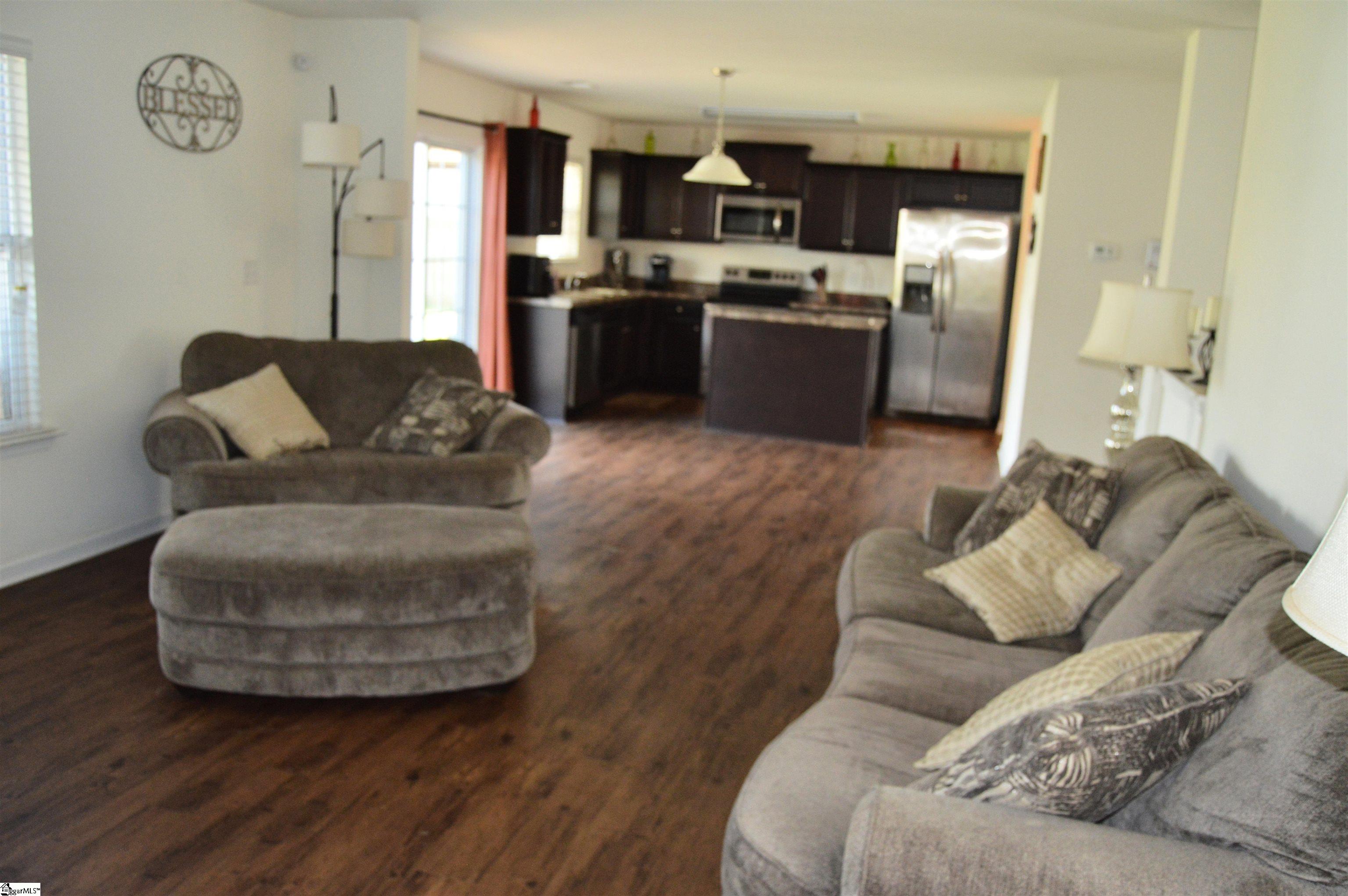 732 Streamside Drive Piedmont, SC 29673