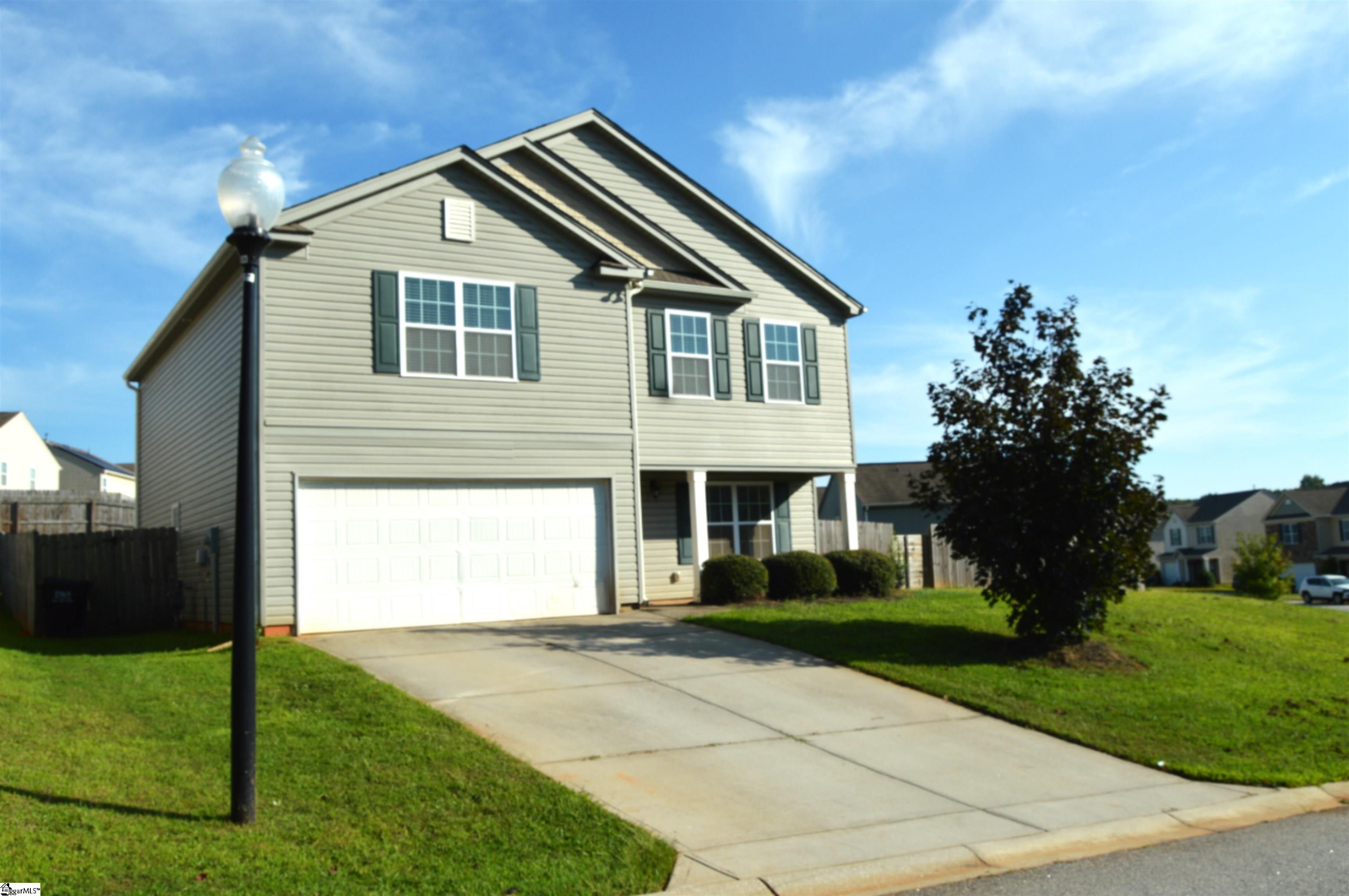 732 Streamside Drive Piedmont, SC 29673