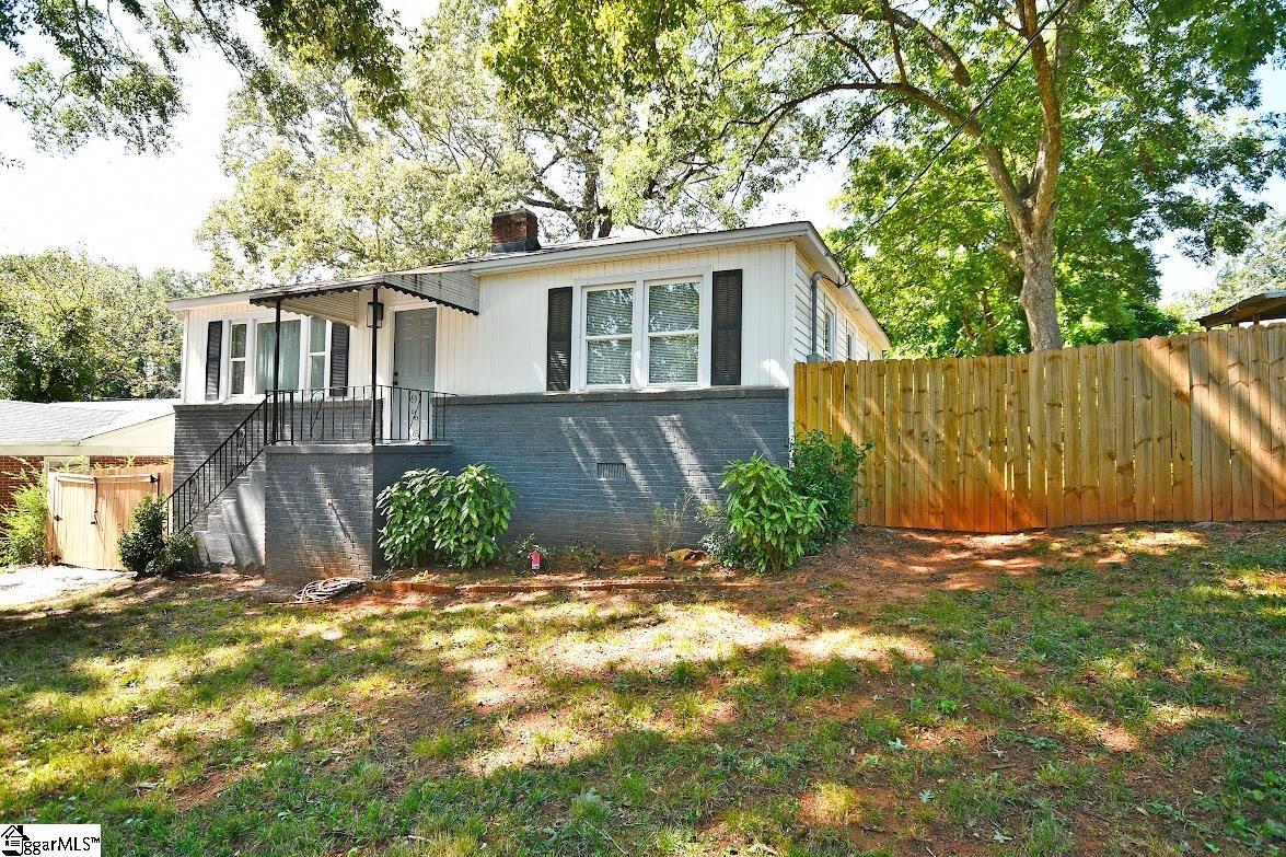 14 Pear Street Greenville, SC 29609
