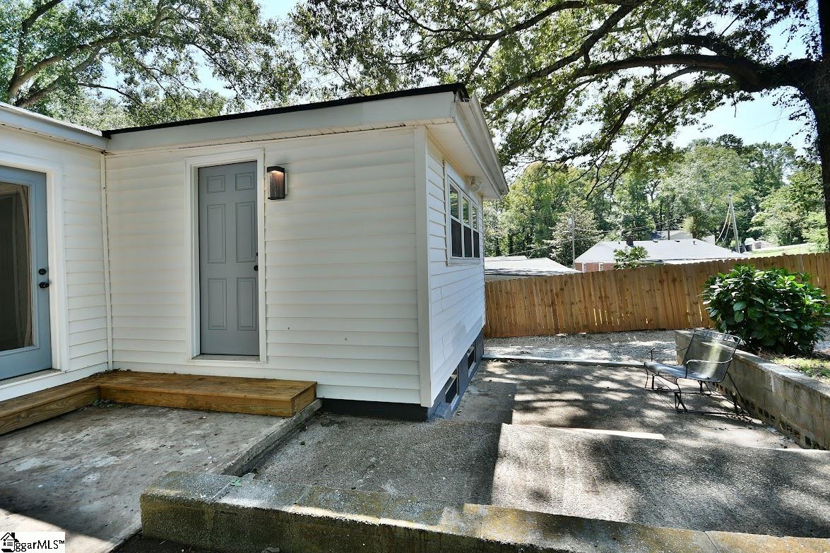 14 Pear Street Greenville, SC 29609