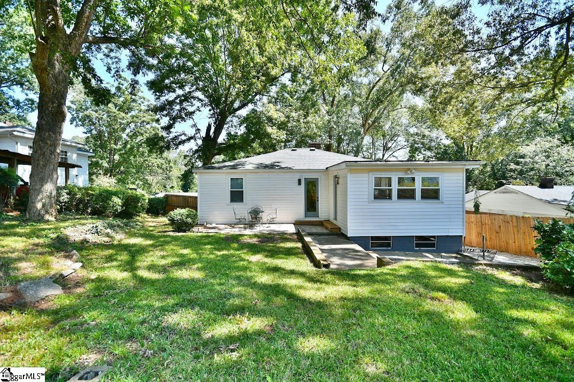 14 Pear Street Greenville, SC 29609
