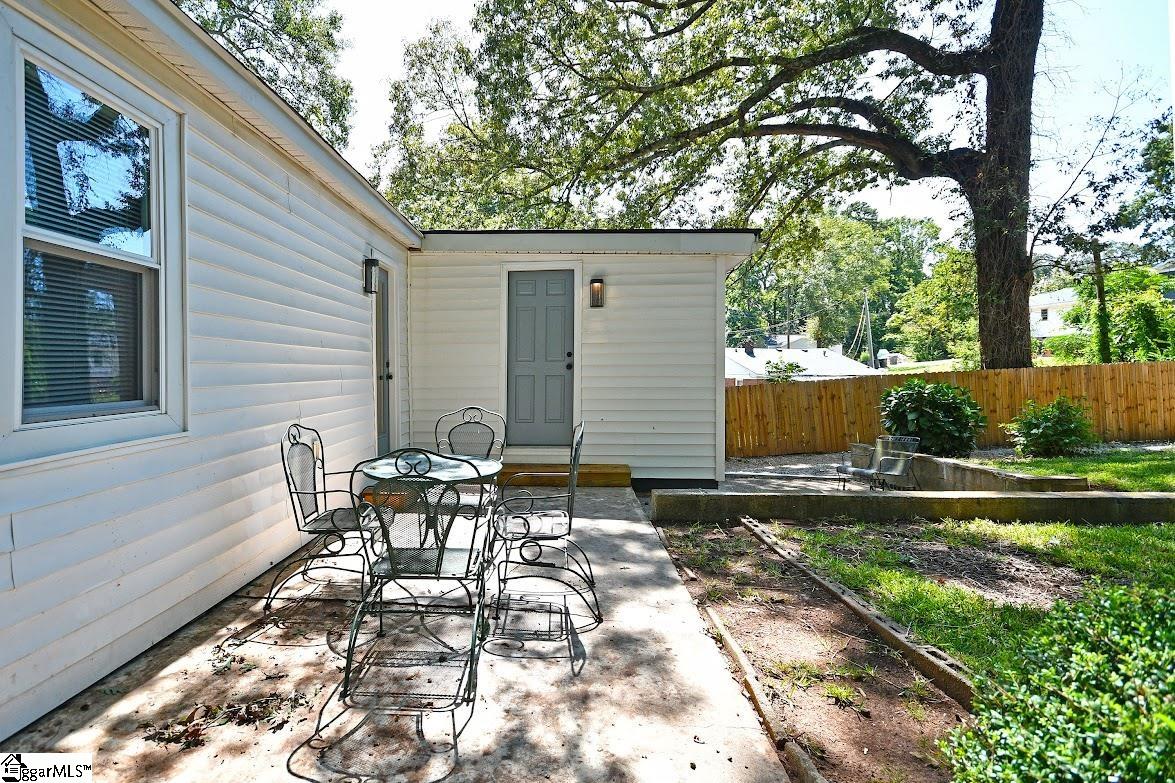 14 Pear Street Greenville, SC 29609