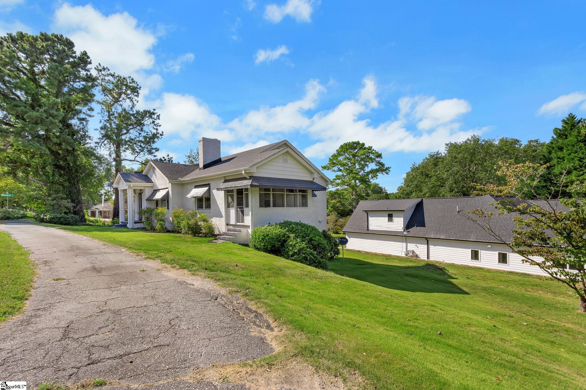 2901 E North Street Greenville, SC 29615
