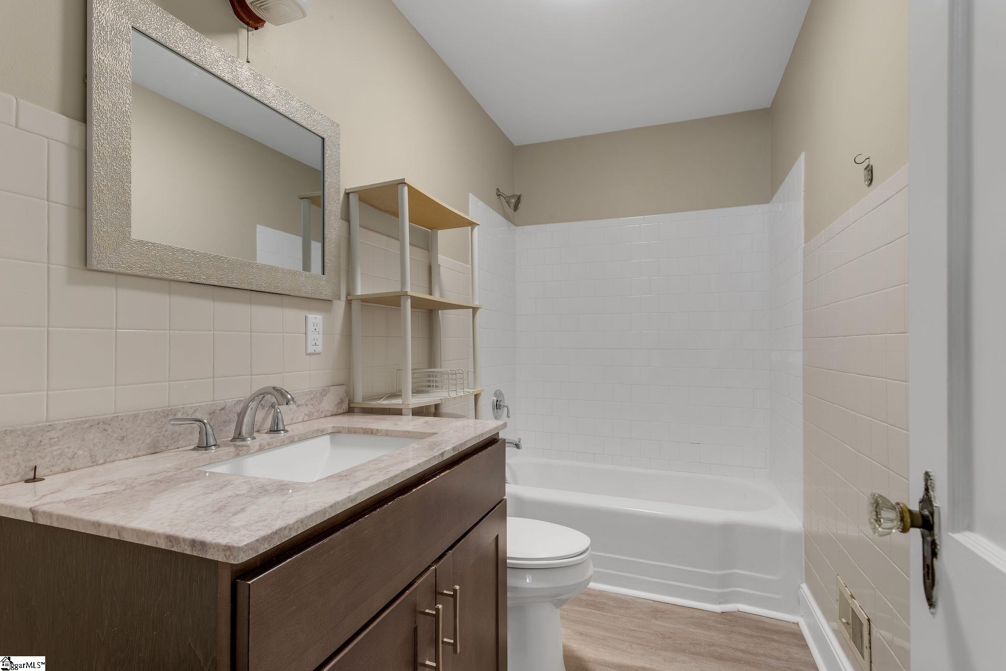 2901 E North Street Greenville, SC 29615