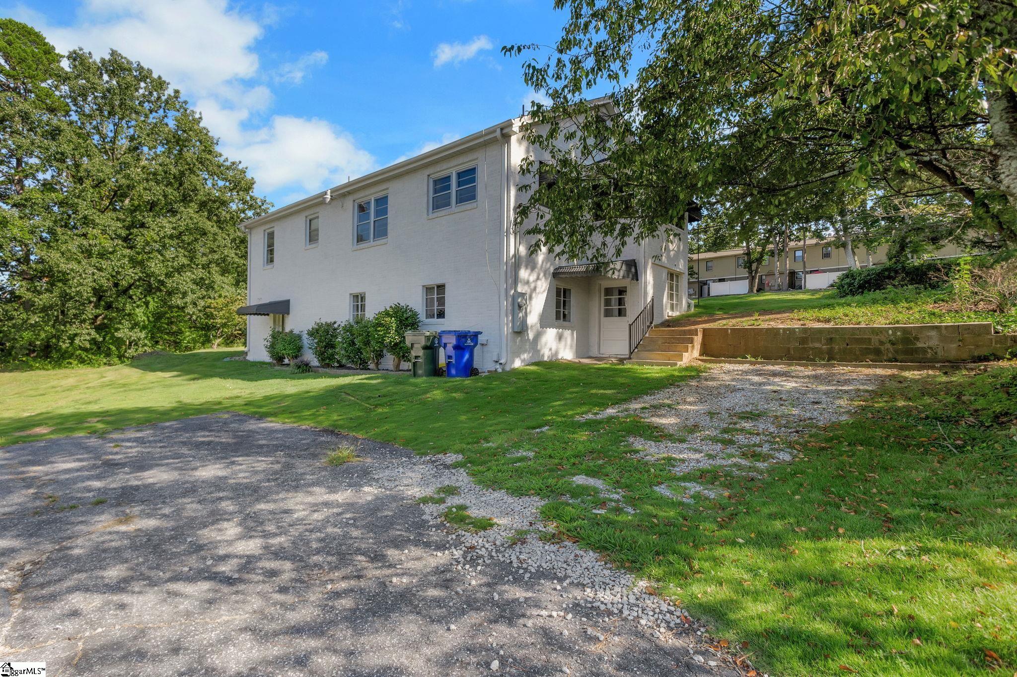 2901 E North Street Greenville, SC 29615