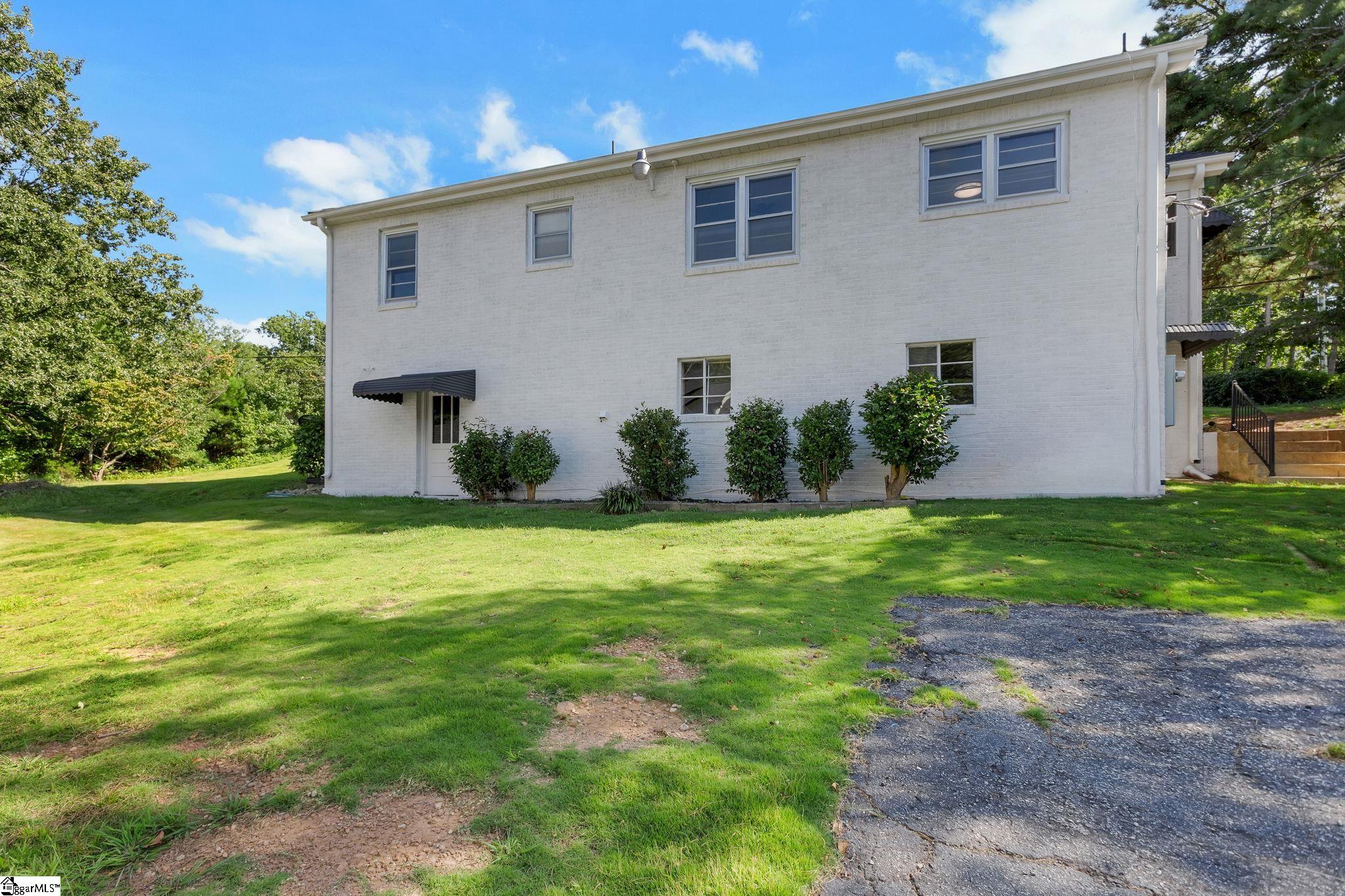 2901 E North Street Greenville, SC 29615