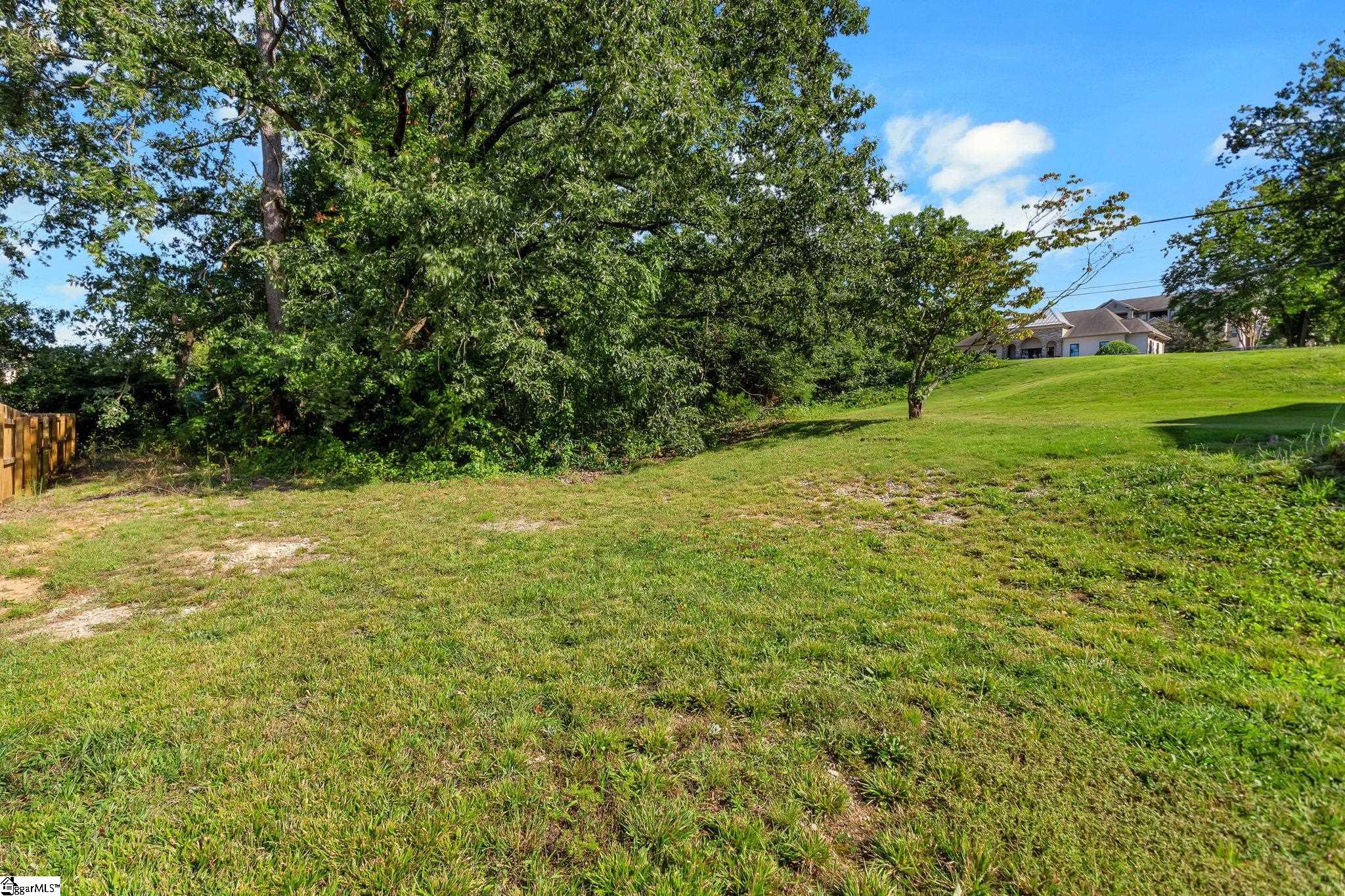 2901 E North Street Greenville, SC 29615