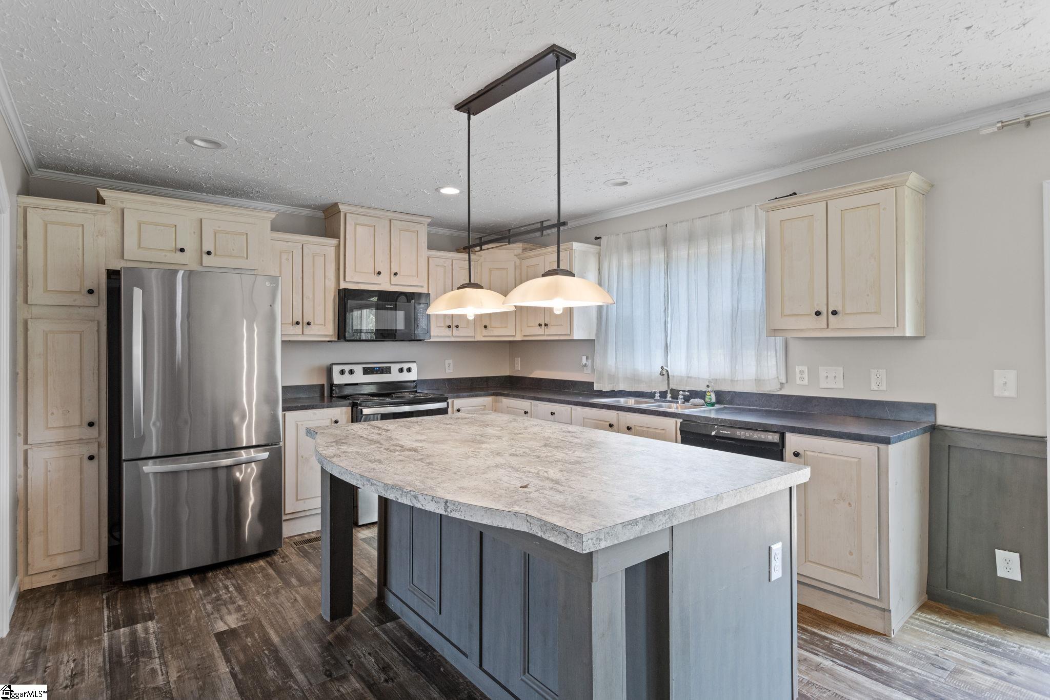 115 Lesley Road Pelzer, SC 29669-9063