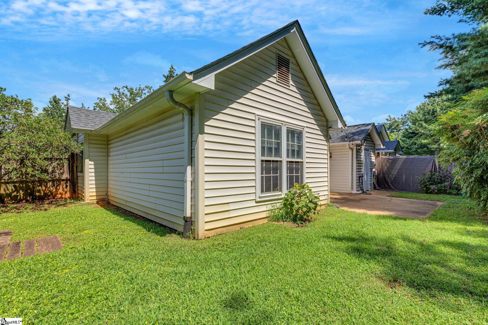 2001 Pelham Road UNIT Unit #30 Greenville, SC 29615