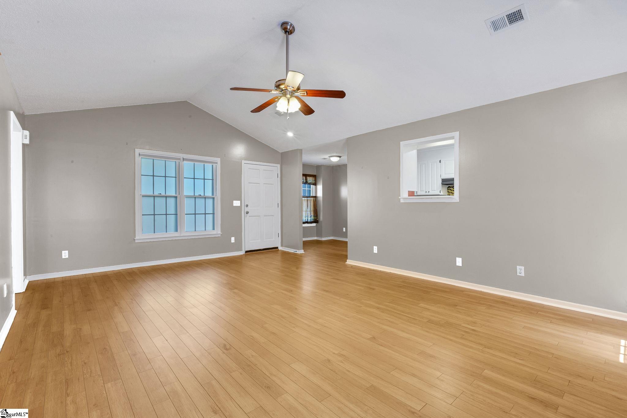2001 Pelham Road UNIT Unit #30 Greenville, SC 29615