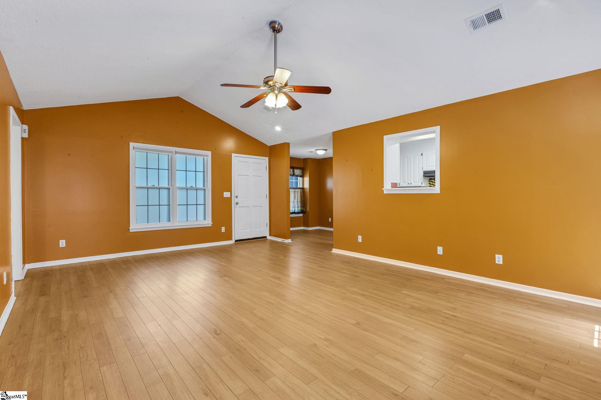 2001 Pelham Road UNIT Unit #30 Greenville, SC 29615