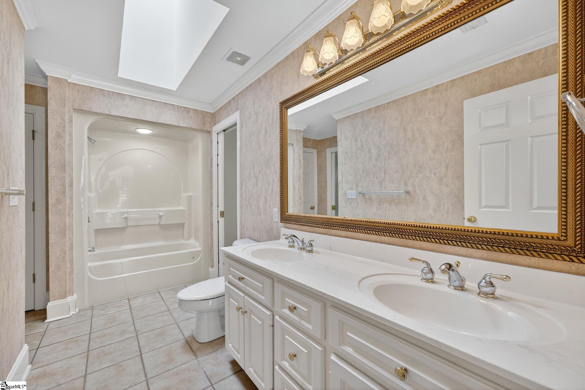 228 Indian Wells Drive Spartanburg, SC 29306
