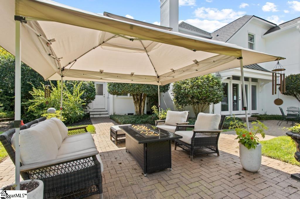 15 Orchard Meadow Lane Greenville, SC 29607