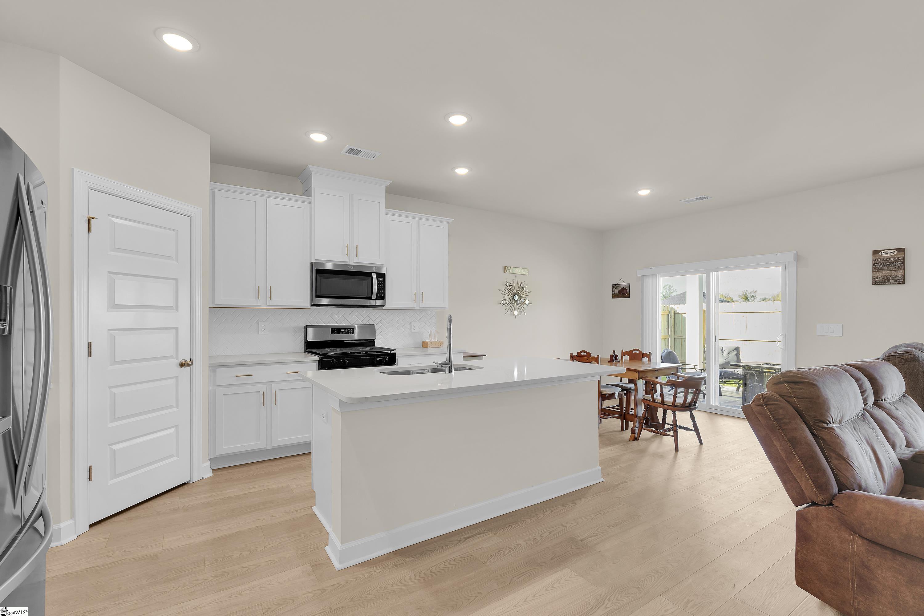 110 Firehole Road Gray Court, SC 29645