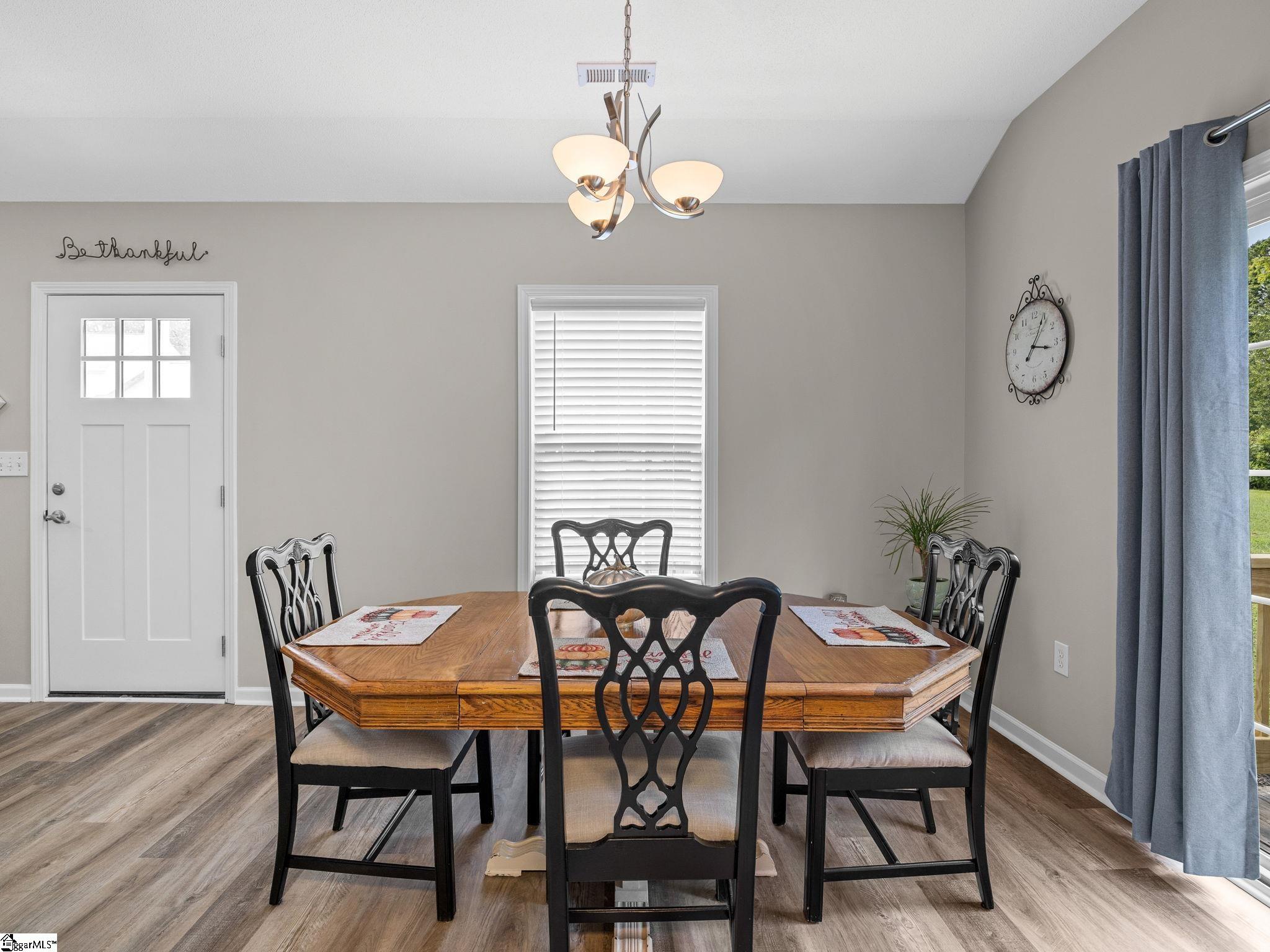 318 Sunridge Drive Spartanburg, SC 29302