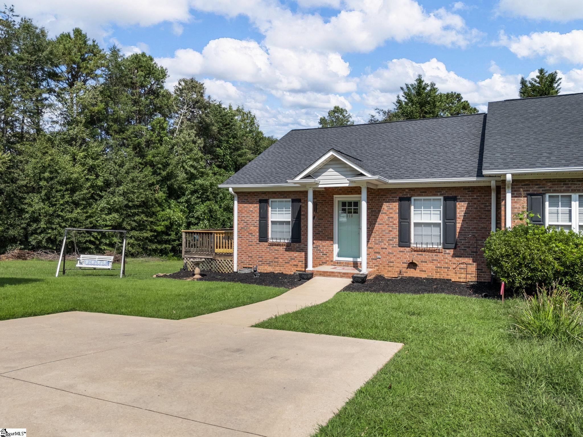 318 Sunridge Drive Spartanburg, SC 29302
