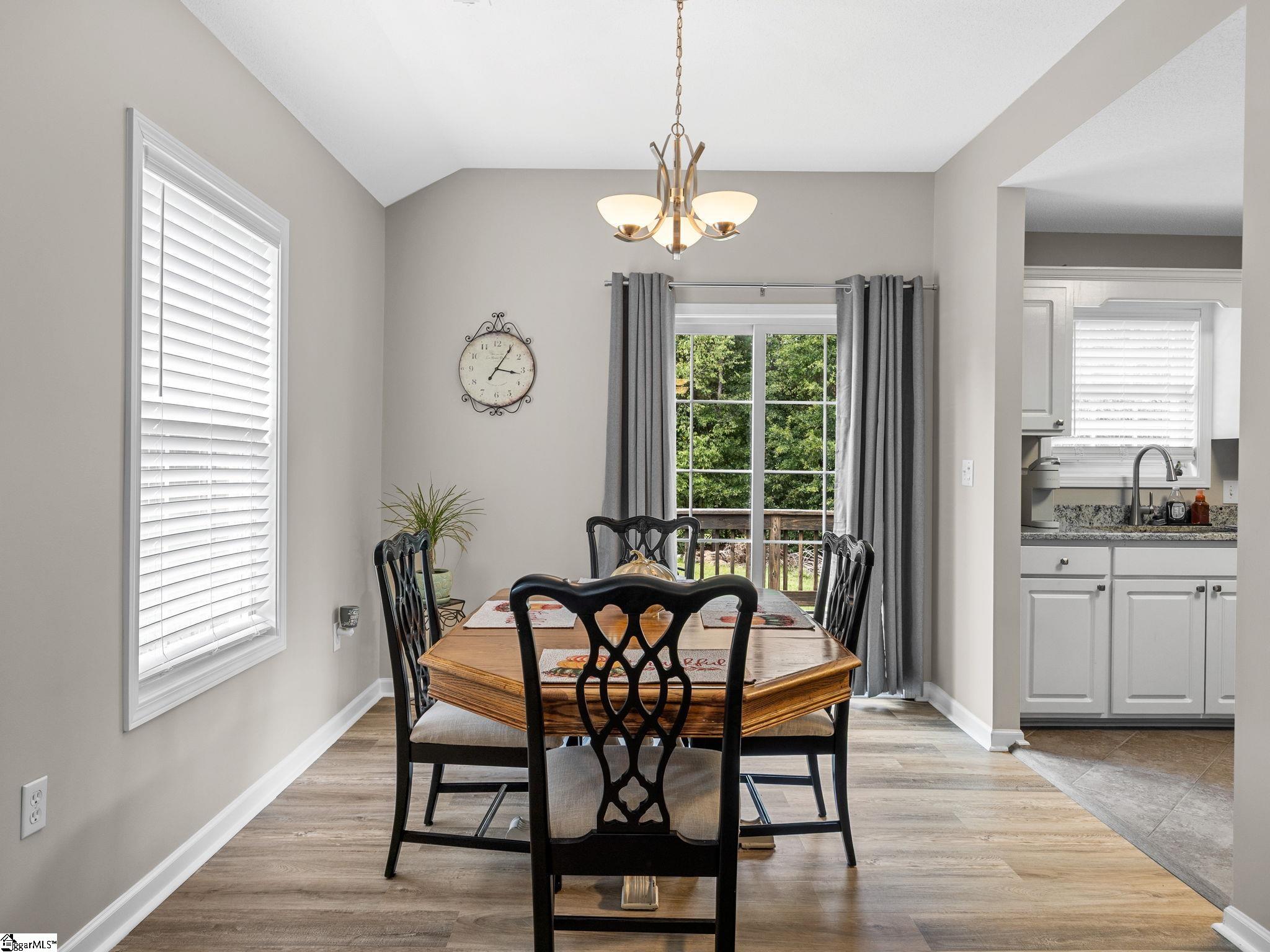 318 Sunridge Drive Spartanburg, SC 29302