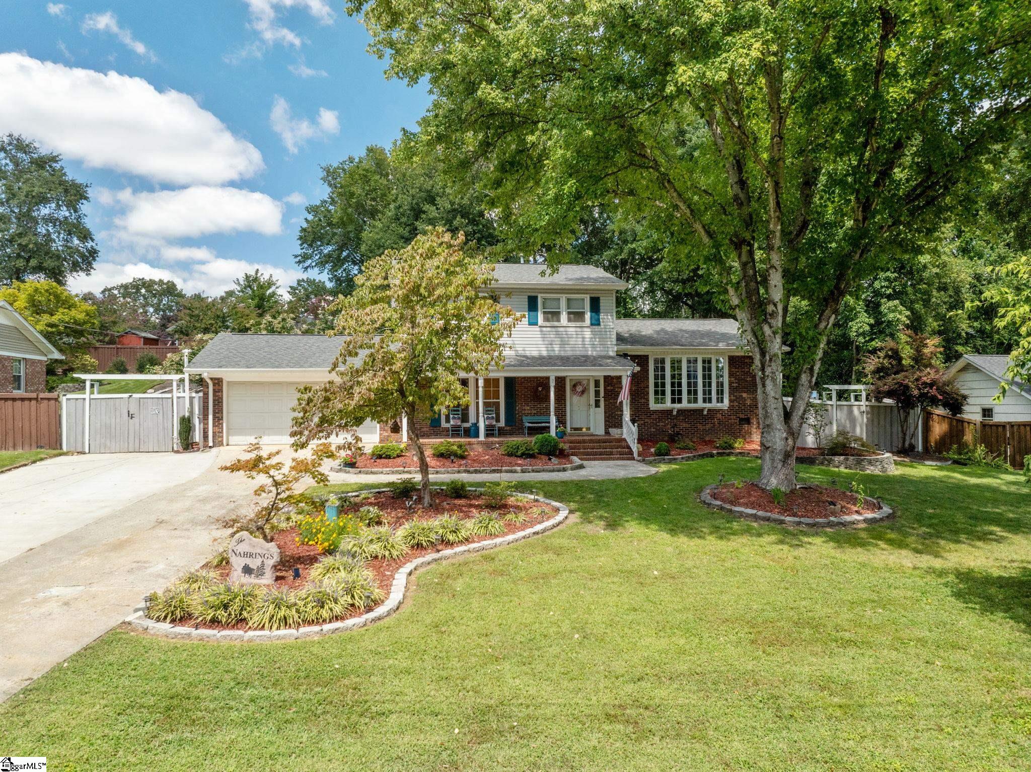 7 Confederate Circle Taylors, SC 29687