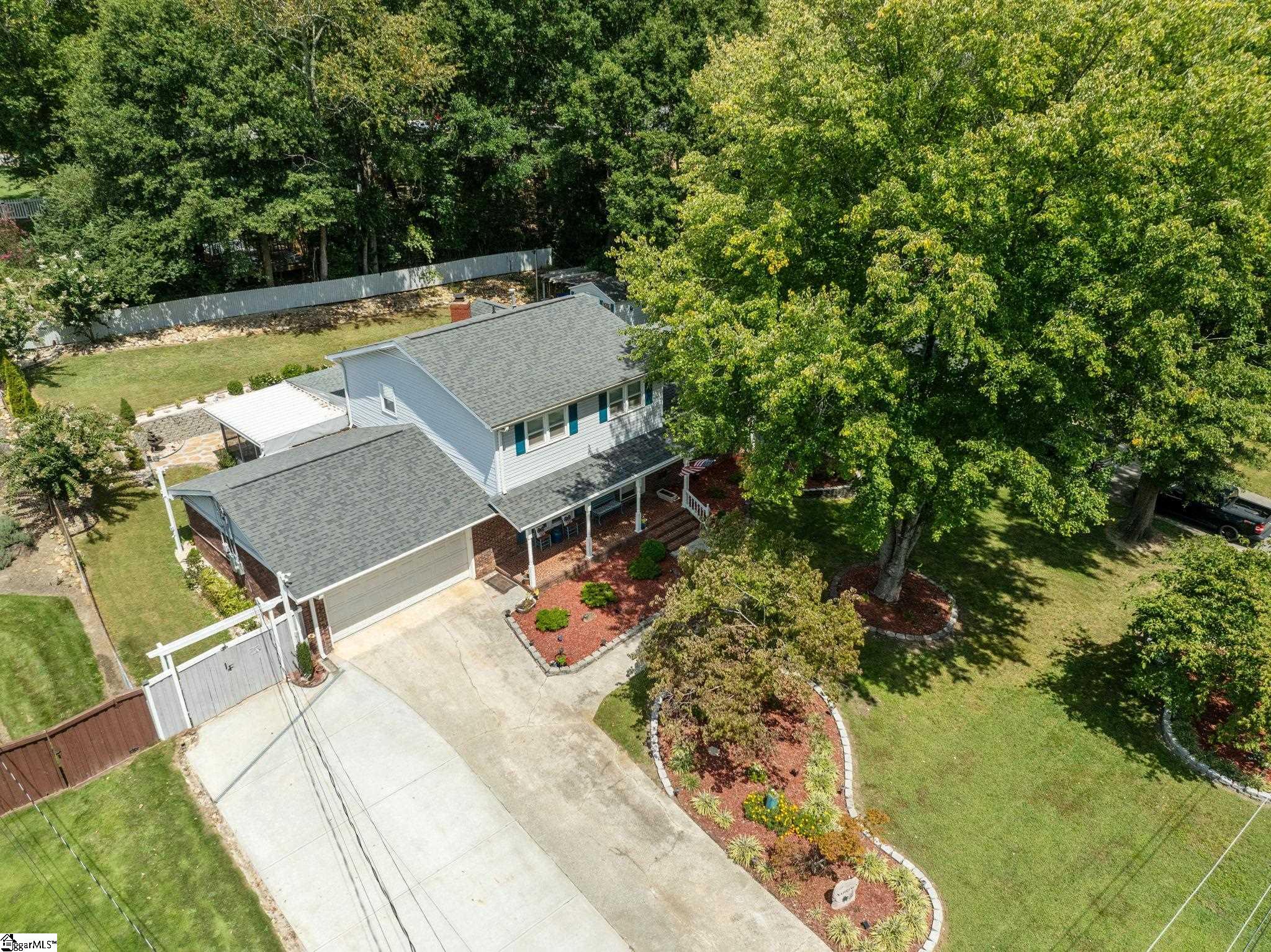 7 Confederate Circle Taylors, SC 29687