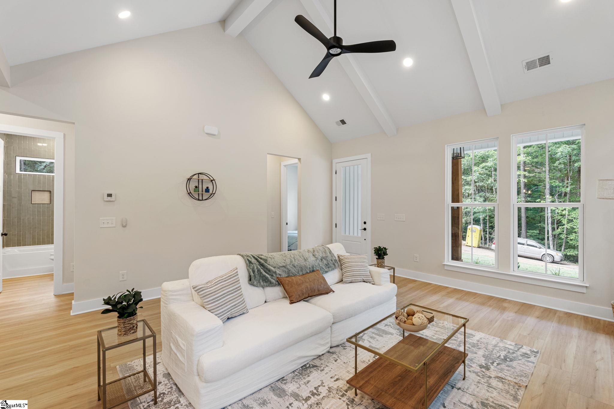 920 Canterbury Way Westminster, SC 29693